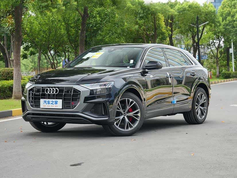 奥迪q8订金2万元可10个工作日左右提车